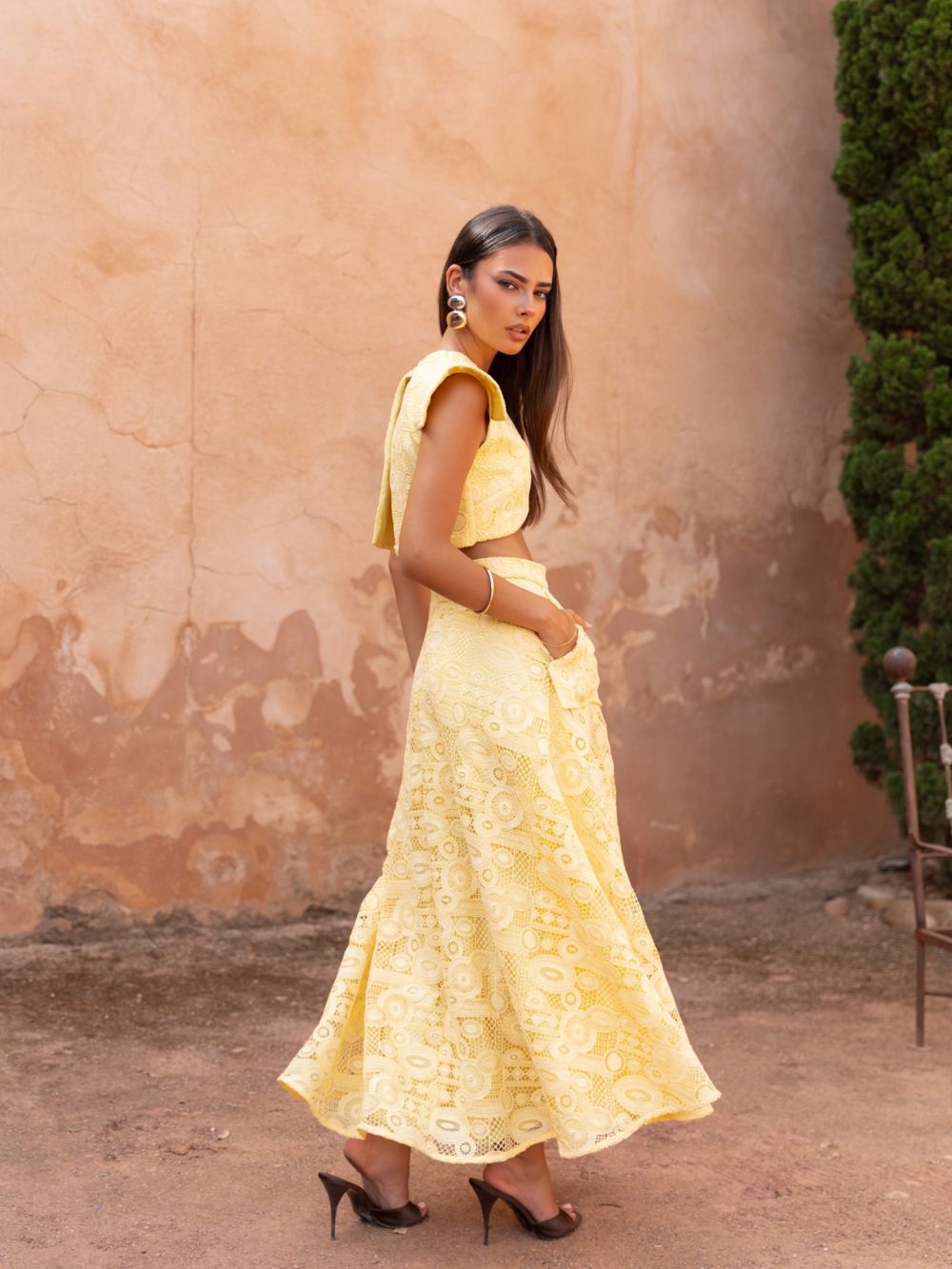 ZOE - CONJUNTO TOP Y FALDA GUIPUR