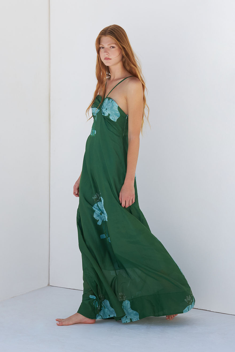 TESSA - VESTIDO HALTER ESTAMPADO FLORAL